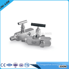 Block and bleed multiport gauge valve